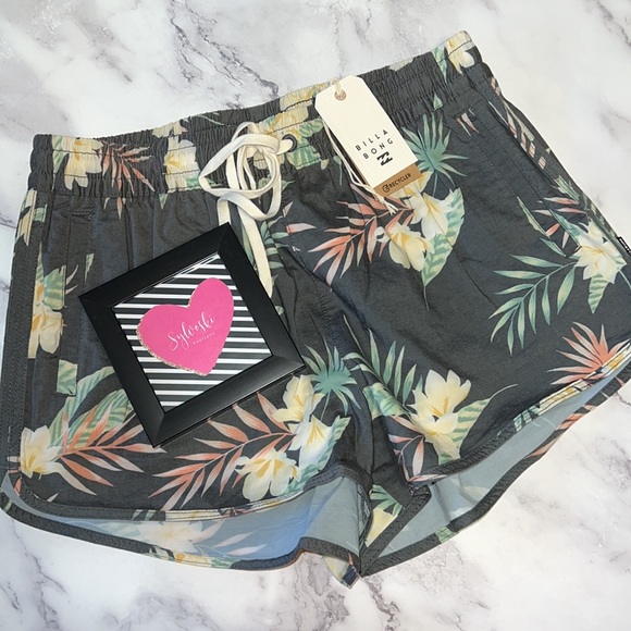 🌴BILLABONG Night Sesh Volley Swim Short NWT - Picture 8 of 9